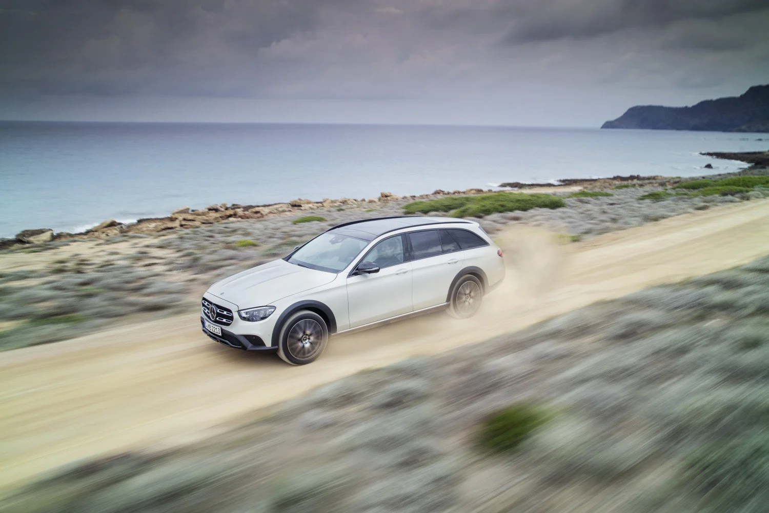 Mercedes-Benz E-class E 200 (197 Hp) EQ Boost 4MATIC 9G-TRONIC2020 - 2023 thumbnail 6