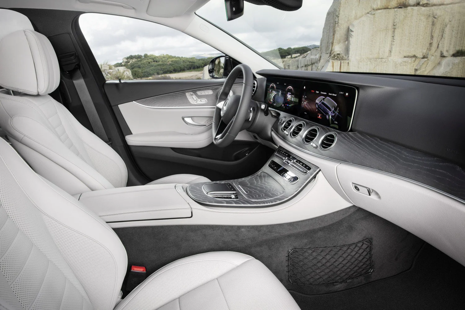 Mercedes-Benz E-class E 200 (197 Hp) EQ Boost 4MATIC 9G-TRONIC2020 - 2023 thumbnail 8