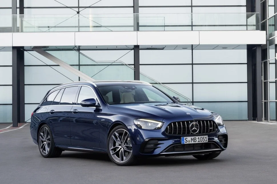 Mercedes-Benz E-class AMG E 53 (435 Hp) EQ Boost 4MATIC+ TCT2020 - 2023 thumbnail 2