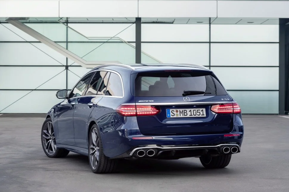 Mercedes-Benz E-class AMG E 53 (435 Hp) EQ Boost 4MATIC+ TCT2020 - 2023 thumbnail 4