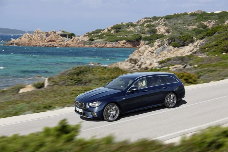 Mercedes-Benz E-class AMG E 53 (435 Hp) EQ Boost 4MATIC+ TCT2020 - 2023 thumbnail 6