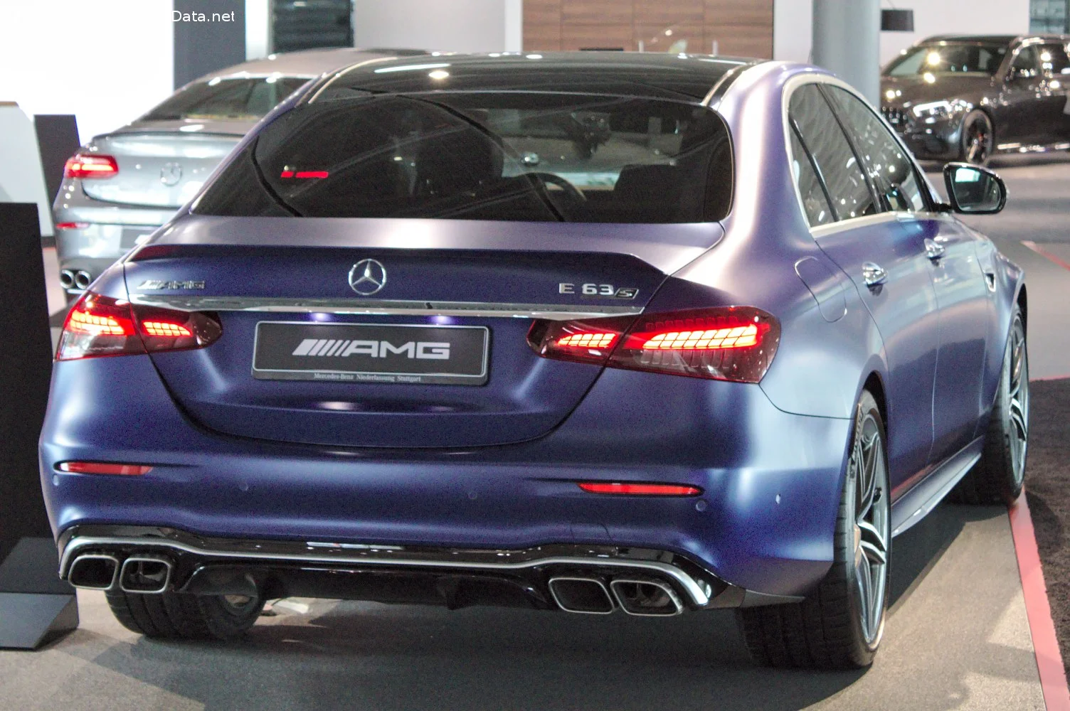 Mercedes-Benz E-class AMG E 53 (435 Hp) EQ Boost 4MATIC+ AMG SPEEDSHIFT TCT2020 - 2023 thumbnail 16