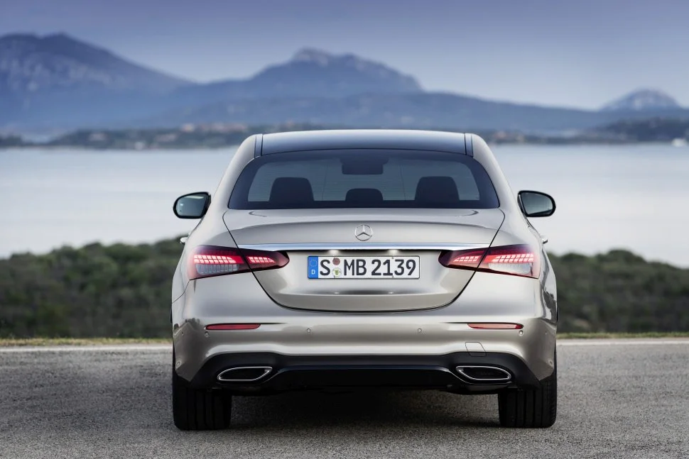 Mercedes-Benz E-class AMG E 53 (435 Hp) EQ Boost 4MATIC+ AMG SPEEDSHIFT TCT2020 - 2023 thumbnail 10