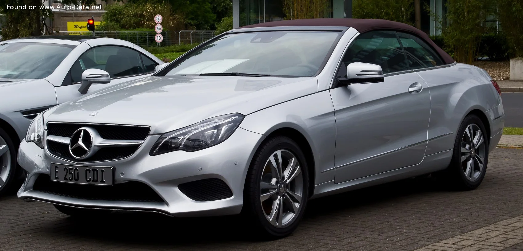 Mercedes-Benz E-class E 200 (184 Hp)2013 - 2017 thumbnail 5