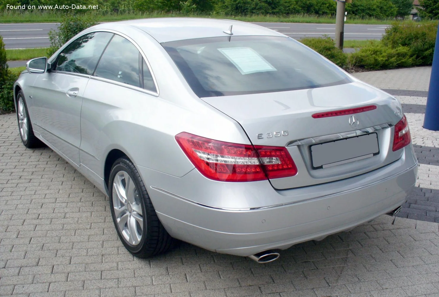 Mercedes-Benz E-class E 200 BlueEFFICIENCY (184 Hp) 7G-TRONIC PLUS2011 - 2013 thumbnail 14