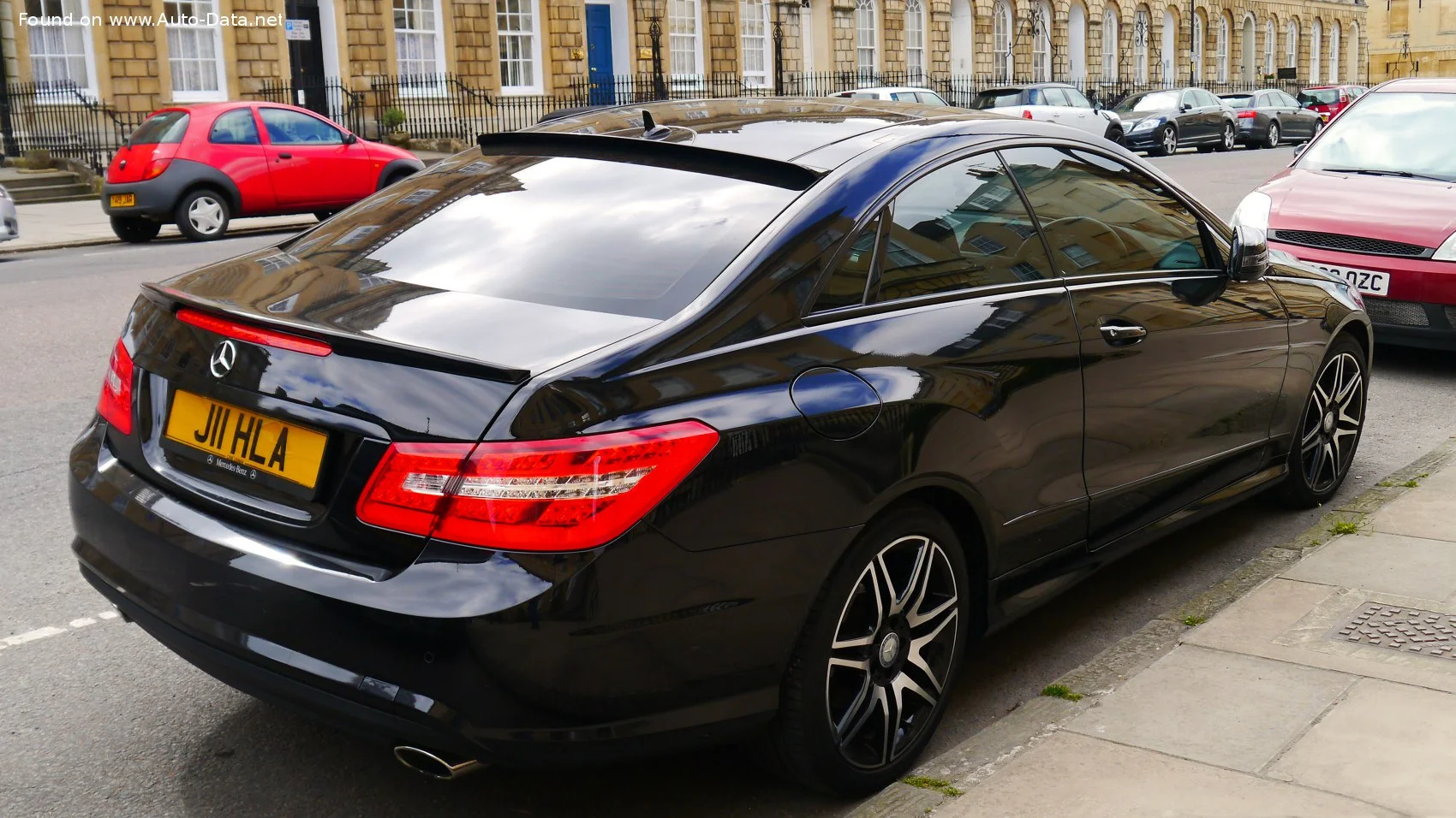 Mercedes-Benz E-class E 200 BlueEFFICIENCY (184 Hp) 7G-TRONIC PLUS2011 - 2013 thumbnail 6