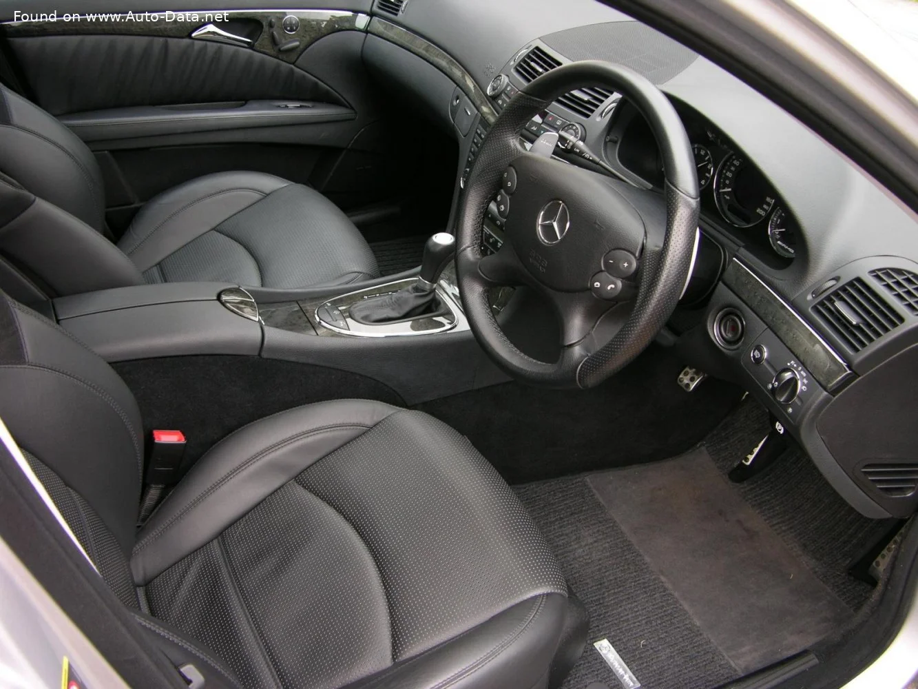 Mercedes-Benz E-class AMG E 63 V8 (514 Hp) 7G-TRONIC2006 - 2009 thumbnail 7