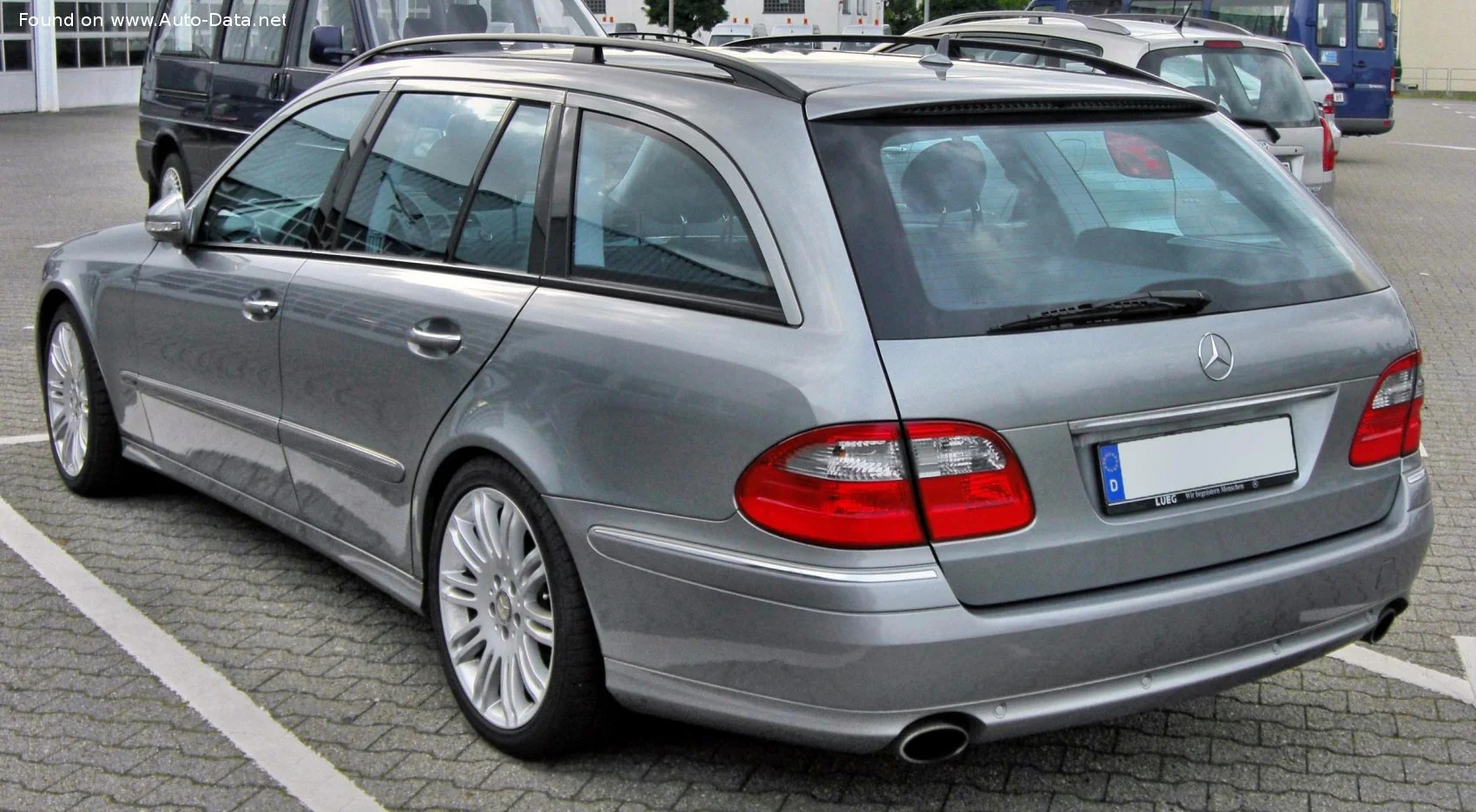 Mercedes-Benz E-class AMG E 63 V8 (514 Hp) 7G-TRONIC2006 - 2009 thumbnail 11
