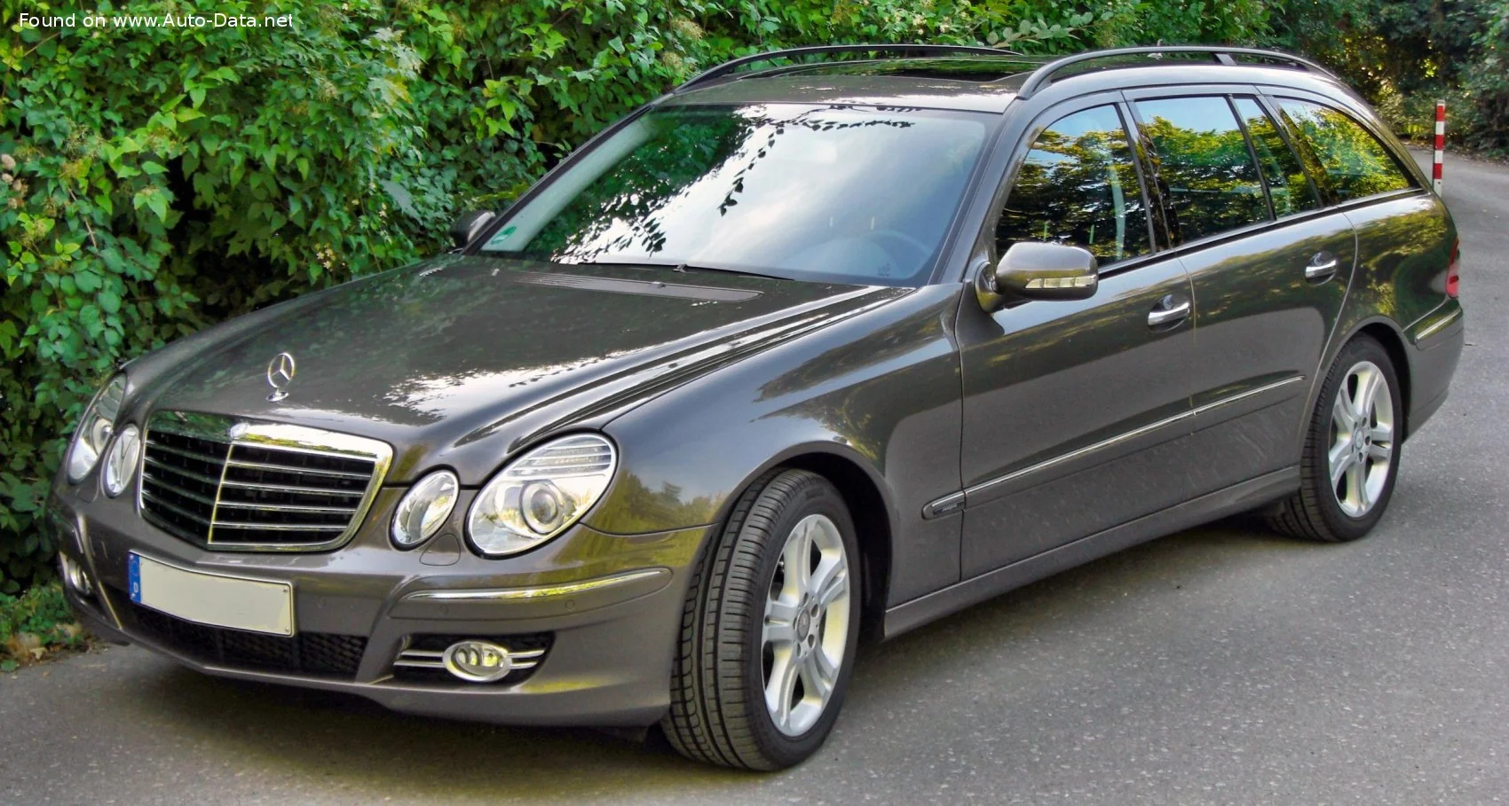 Mercedes-Benz E-class AMG E 63 V8 (514 Hp) 7G-TRONIC2006 - 2009 thumbnail 12
