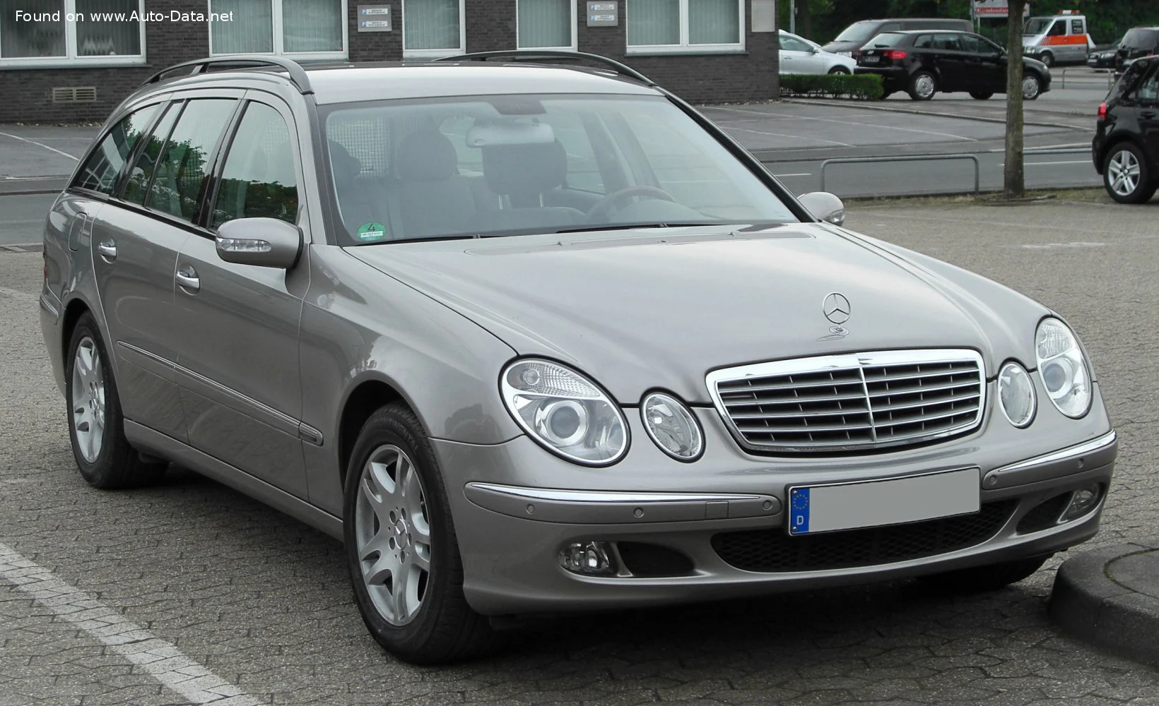 Mercedes-Benz E-class AMG E 55 (476 Hp) 5G-TRONIC2003 - 2006 thumbnail 5
