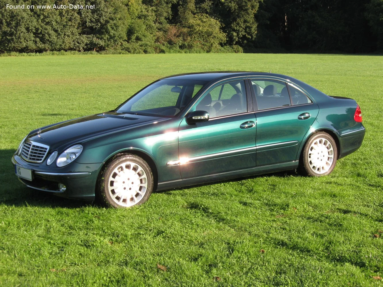 Mercedes-Benz E-class AMG E 55 V8 (476 Hp) 5G-TRONIC2002 - 2006 thumbnail 11