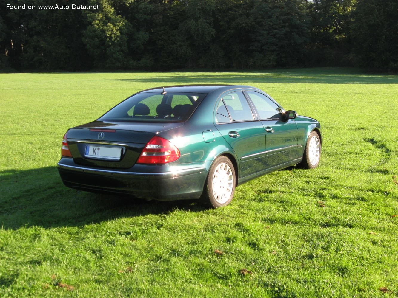 Mercedes-Benz E-class AMG E 55 V8 (476 Hp) 5G-TRONIC2002 - 2006 thumbnail 12