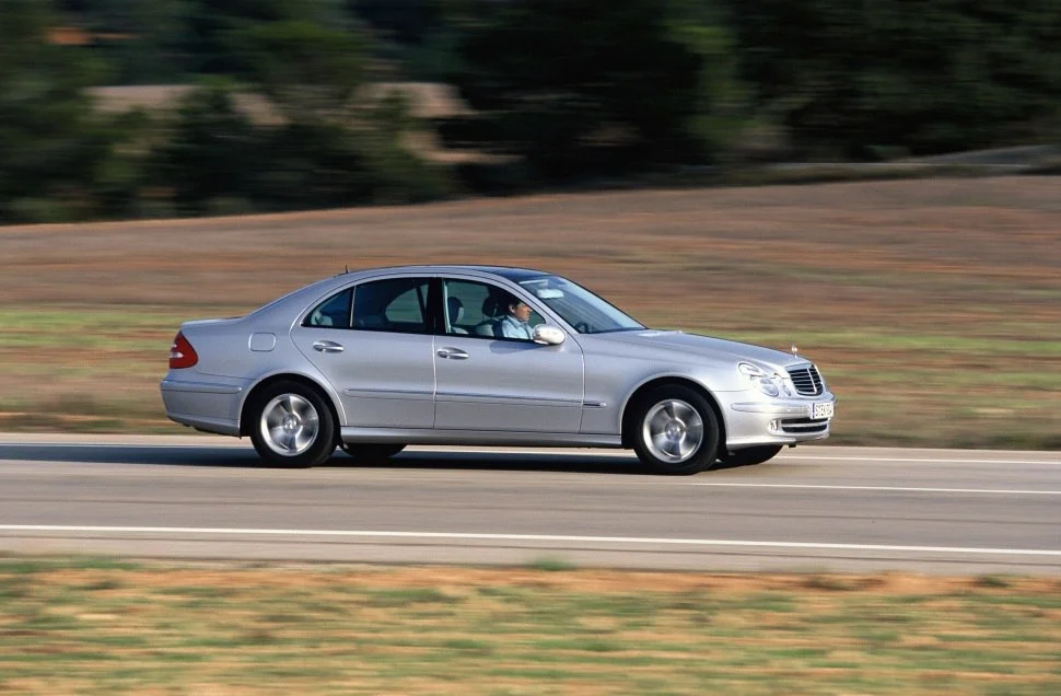 Mercedes-Benz E-class AMG E 55 V8 (476 Hp) 5G-TRONIC2002 - 2006 thumbnail 6