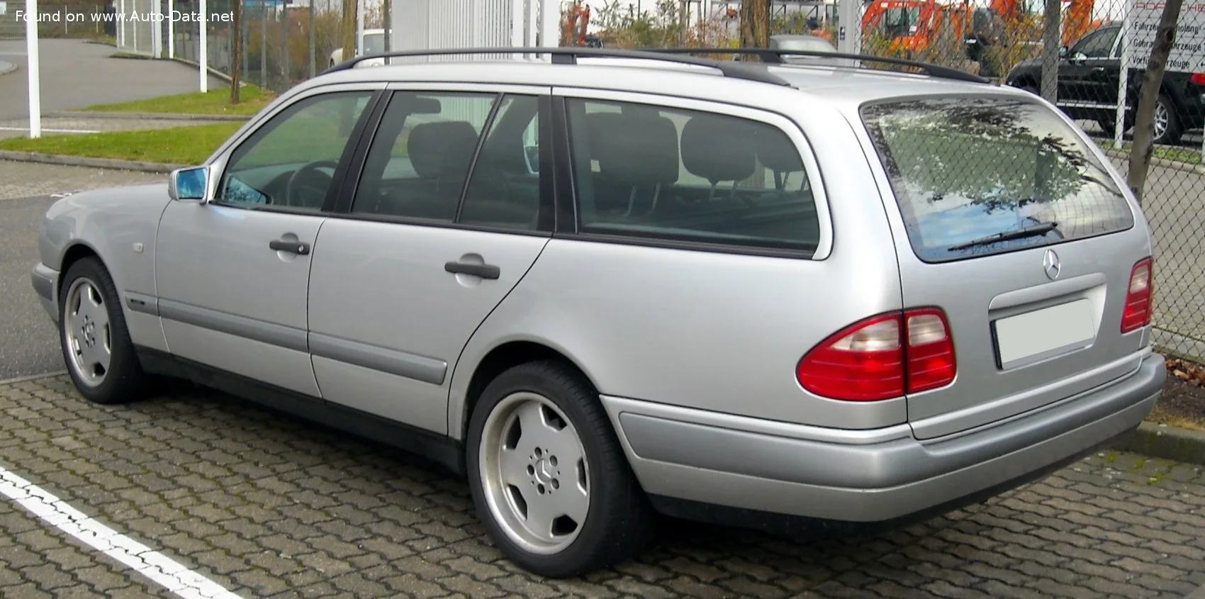 Mercedes-Benz E-class AMG E 55 V8 (354 Hp) Automatic1998 - 1999 thumbnail 2