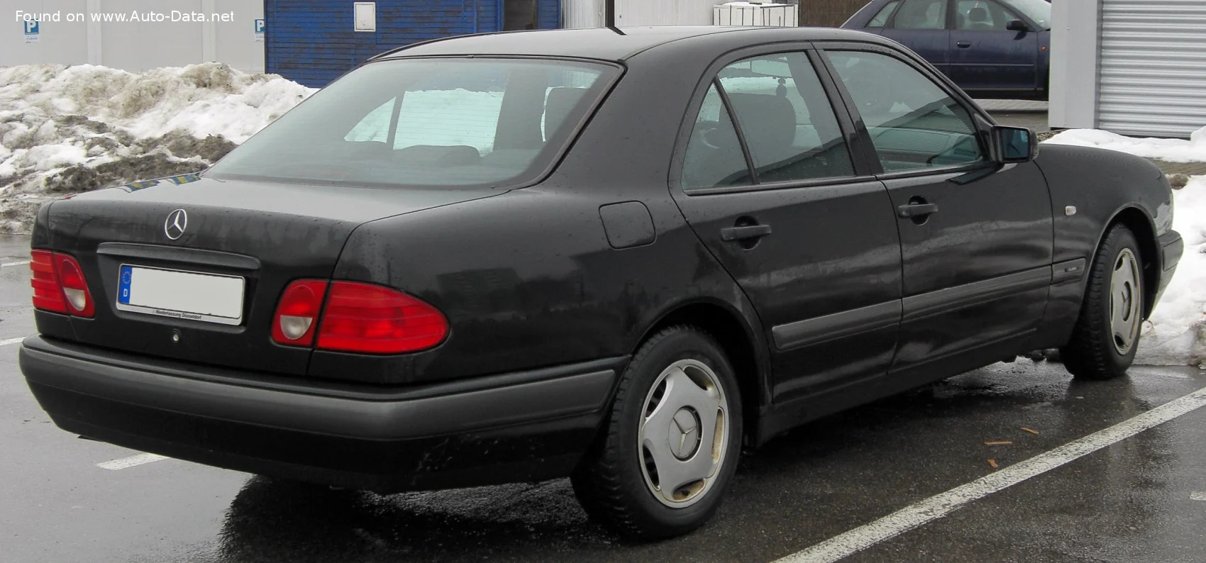 Mercedes-Benz E-class AMG E 50 V8 (347 Hp) Automatic1996 - 1997 thumbnail 11
