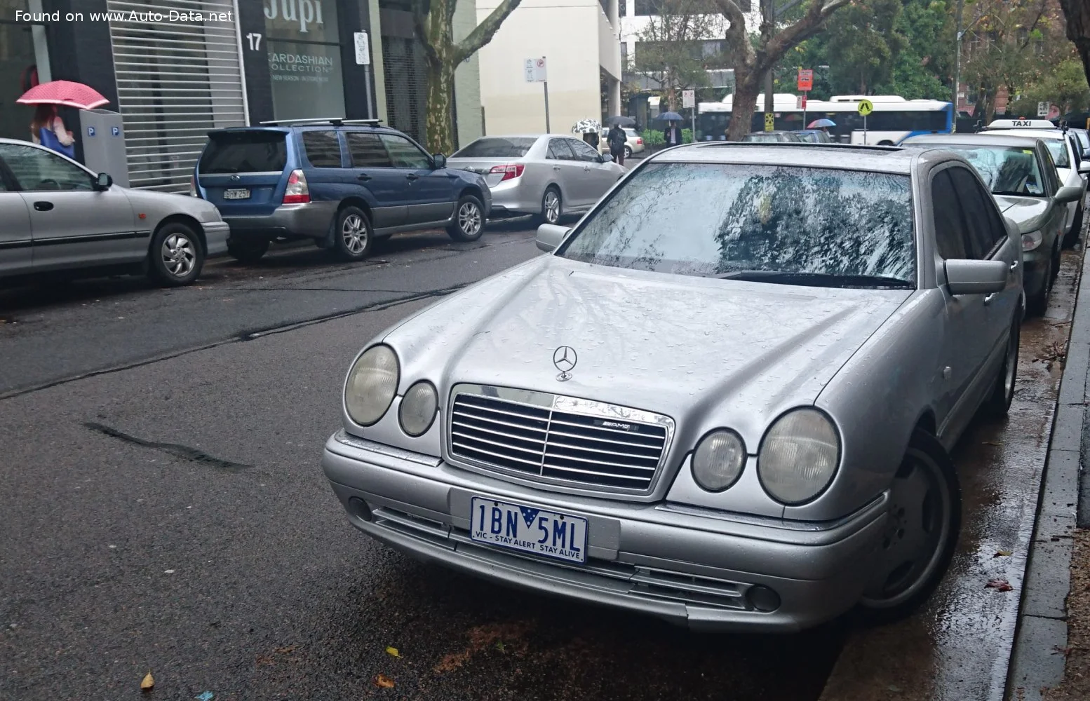 Mercedes-Benz E-class AMG E 50 V8 (347 Hp) Automatic1996 - 1997 thumbnail 5