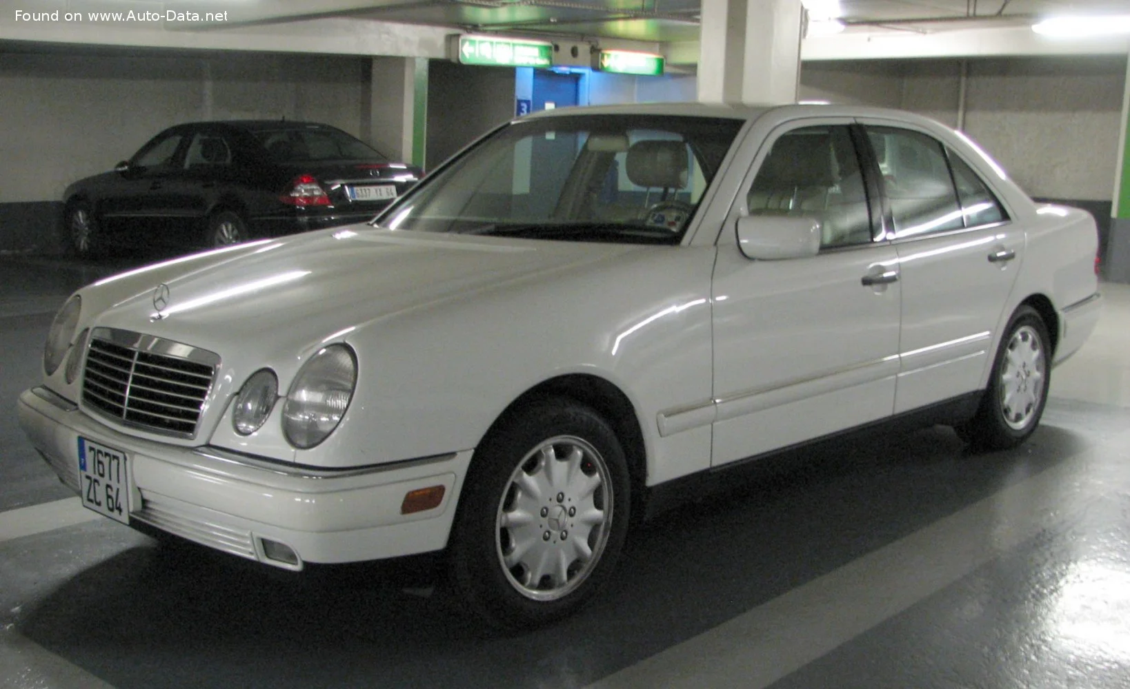 Mercedes-Benz E-class AMG E 50 V8 (347 Hp) Automatic1996 - 1997 thumbnail 9