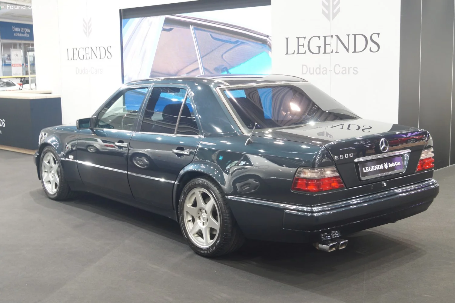 Mercedes-Benz E-class AMG E 36 (272 Hp)1994 - 1995 thumbnail 11
