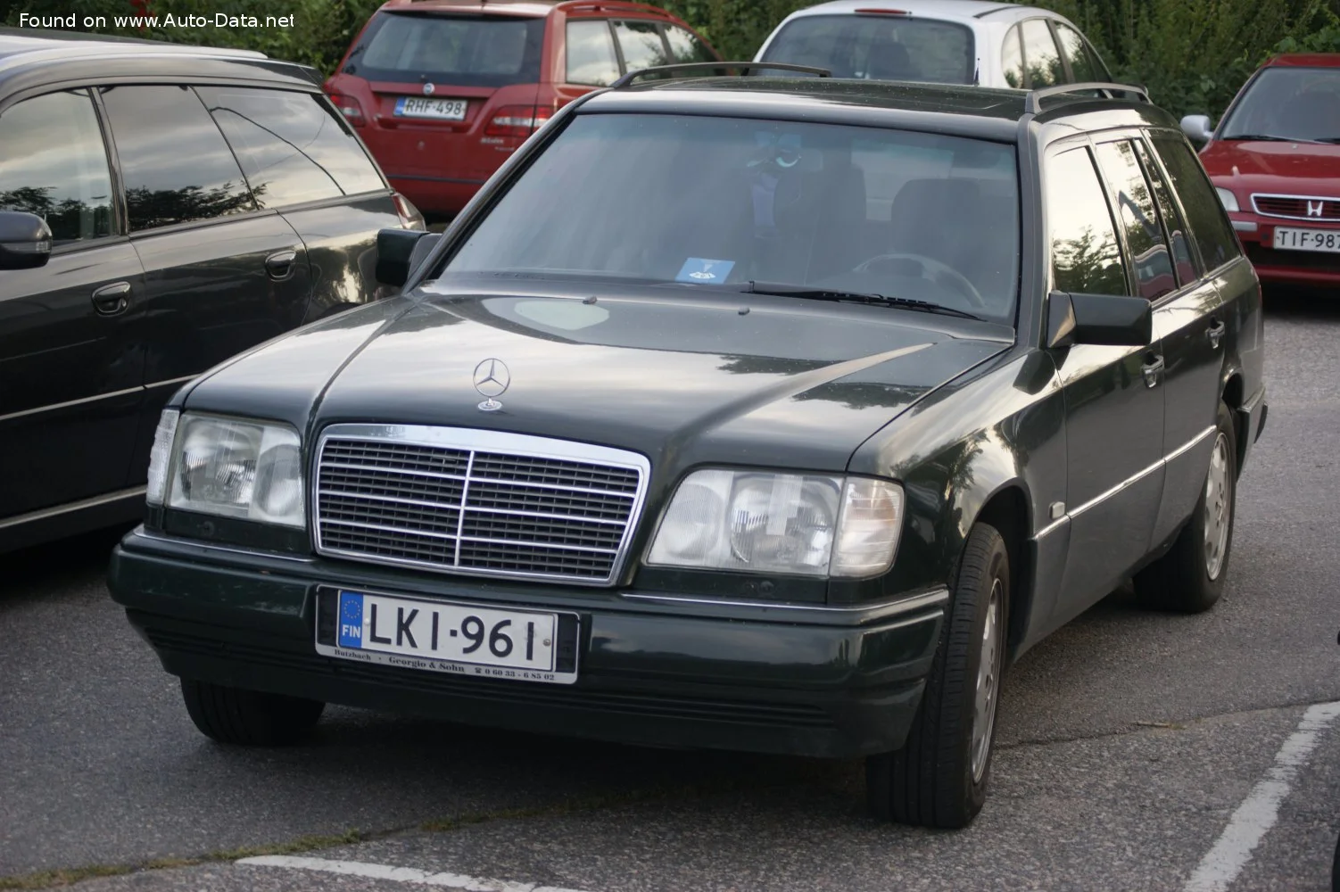 Mercedes-Benz E-class AMG E 36 T (272 Hp) 4G-TRONIC1993 - 1996 thumbnail 3