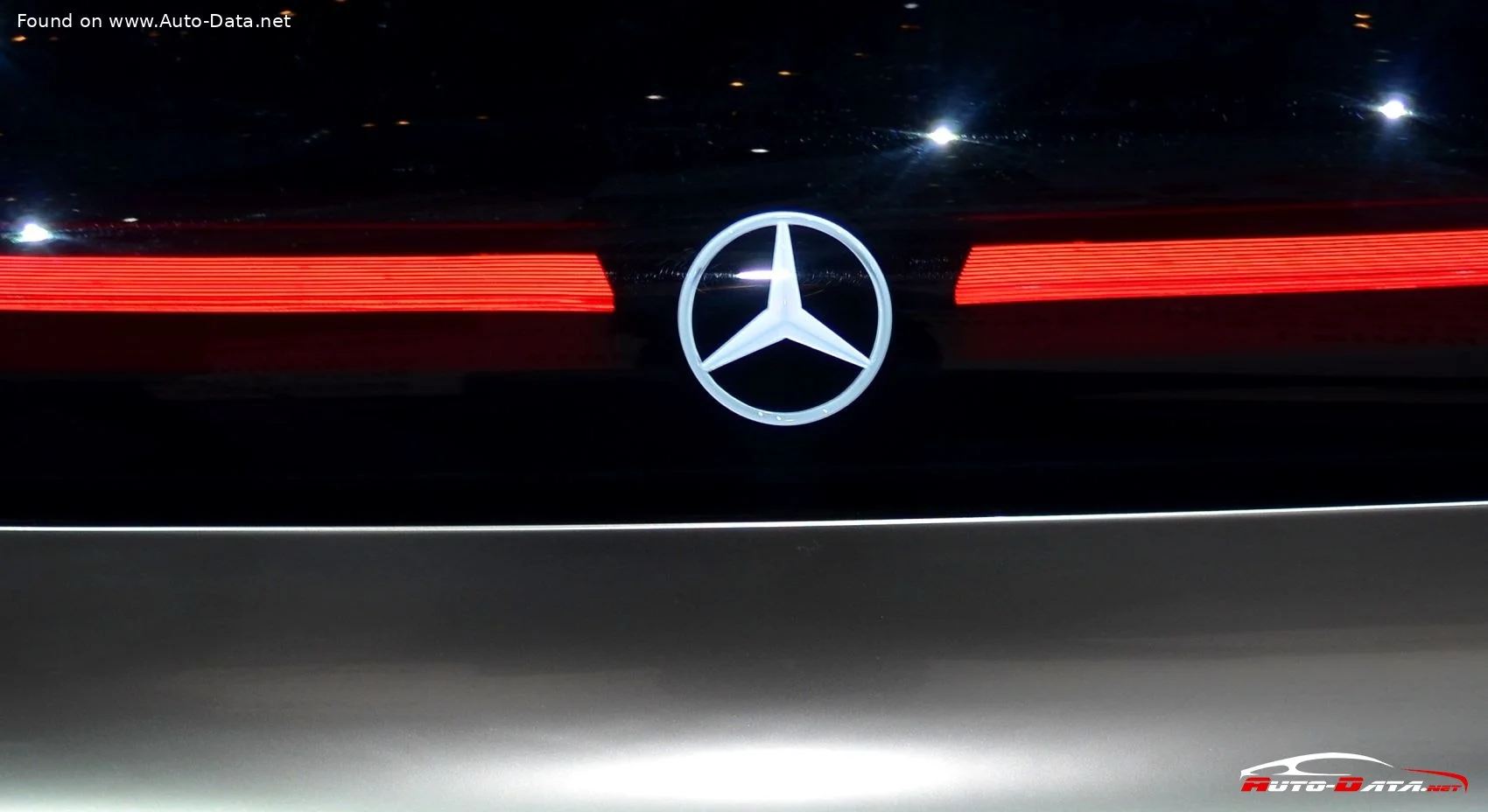 Mercedes-Benz EQA Mercedes-Benz EQA Concept thumbnail 17
