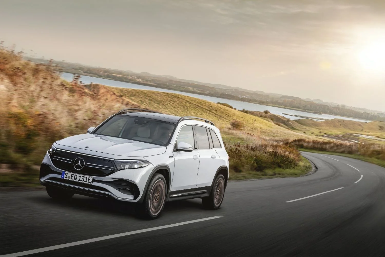 Mercedes-Benz EQB EQB 250 69.7 kWh (190 Hp)2022 - 2022 thumbnail 4