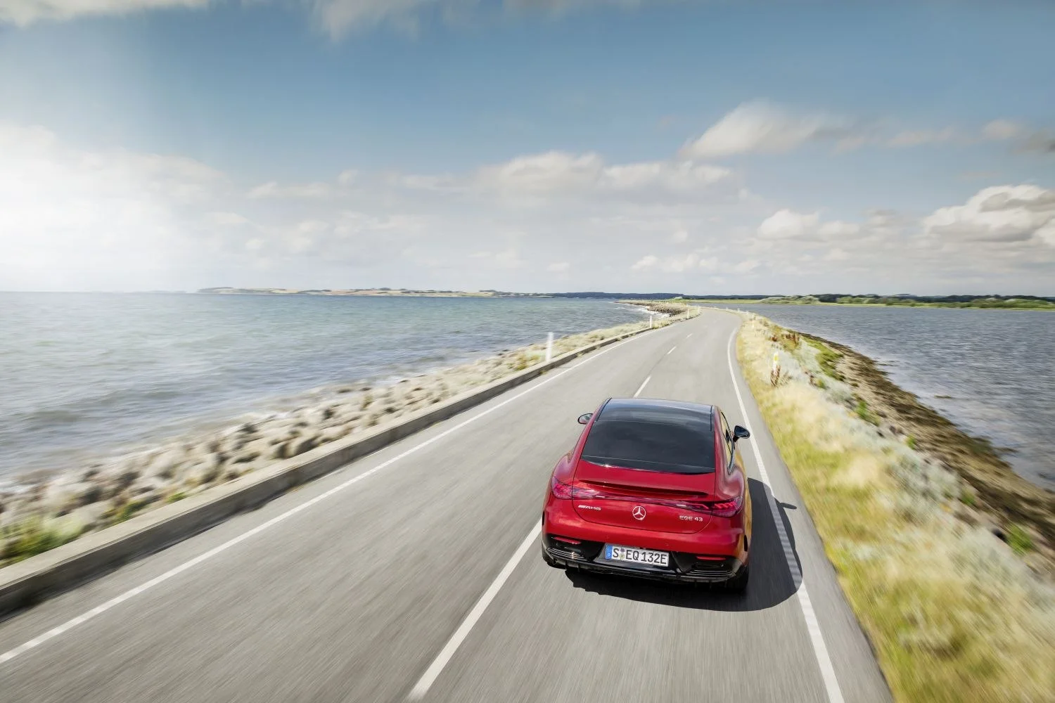 Mercedes-Benz EQE AMG EQE 43 100 kWh (476 Hp) 4MATIC2022 - thumbnail 9