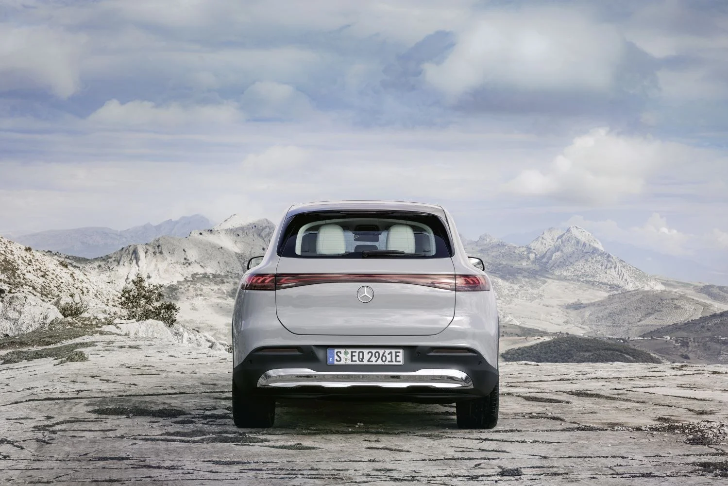 Mercedes-Benz EQS SUV EQS 450+ 120 kWh (360 Hp)2022 - 2023 thumbnail 2