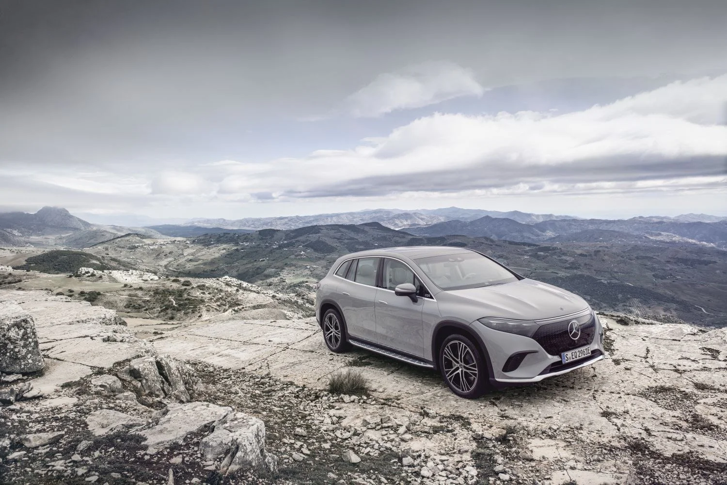 Mercedes-Benz EQS SUV EQS 450+ 120 kWh (360 Hp)2022 - 2023 thumbnail 7