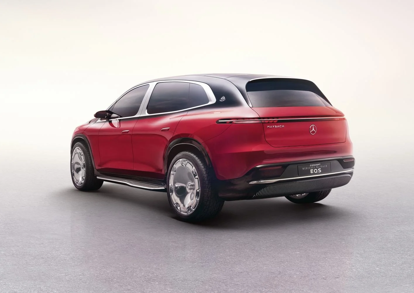 Mercedes-Benz EQS SUV Mercedes-Benz Maybach EQS SUV Concept thumbnail 4
