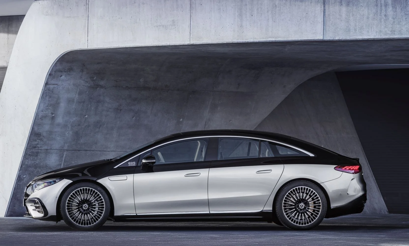 Mercedes-Benz EQS AMG EQS 53 120 kWh (658 Hp) 4MATIC+2021 - 2024 thumbnail 6