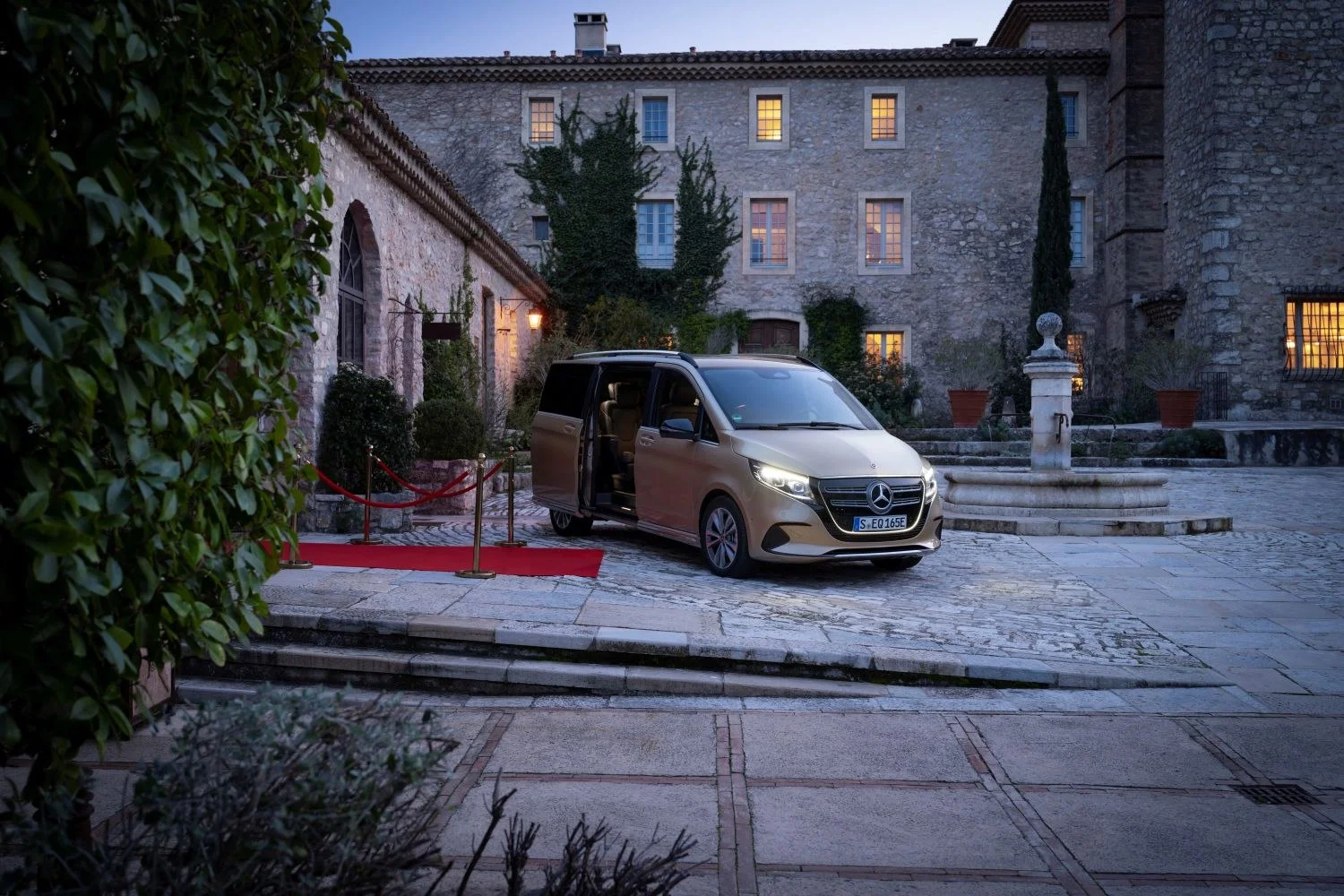 Mercedes-Benz EQV EQV 250 66 kWh (204 Hp)2024 - thumbnail 13
