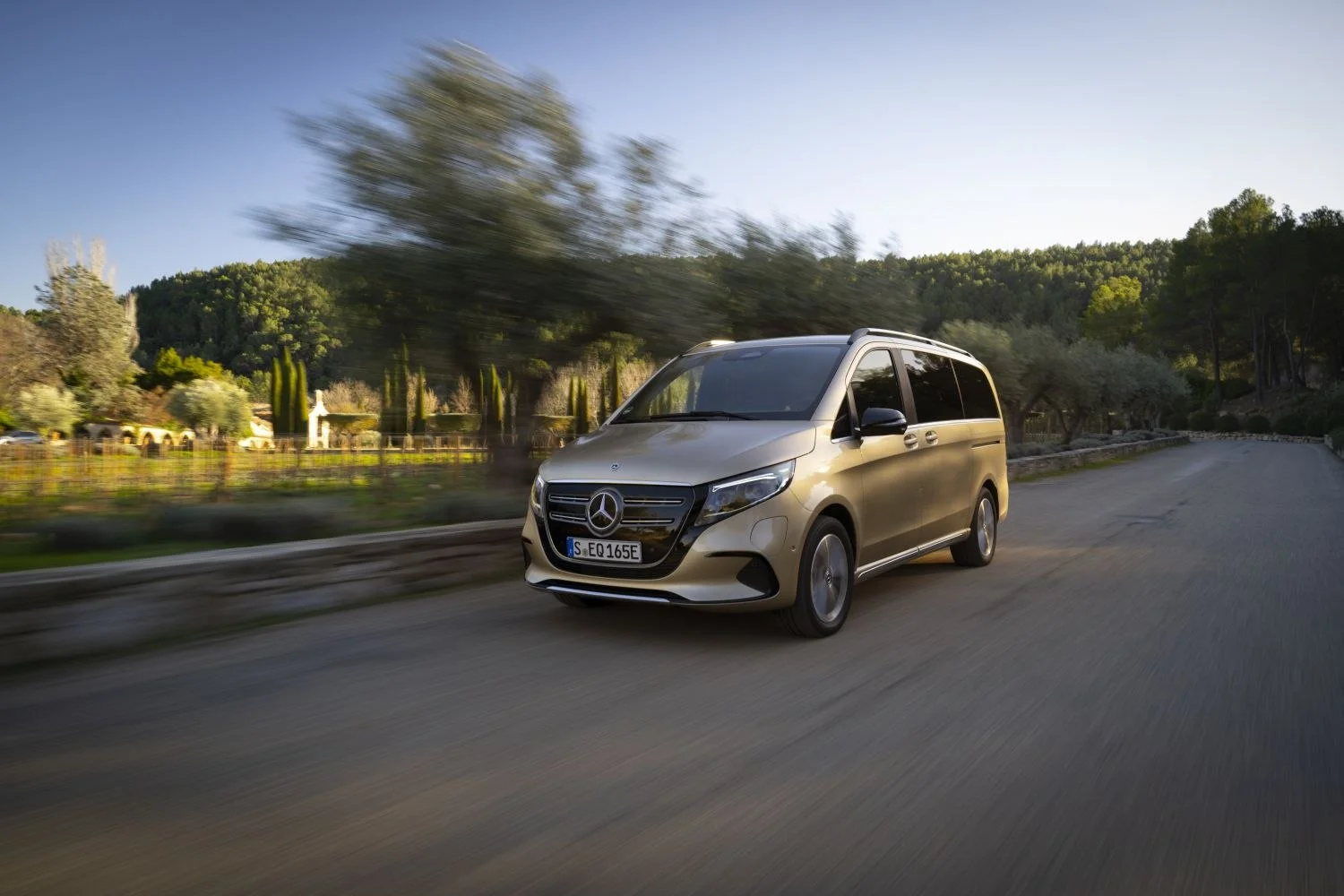 Mercedes-Benz EQV EQV 250 66 kWh (204 Hp)2024 - thumbnail 3