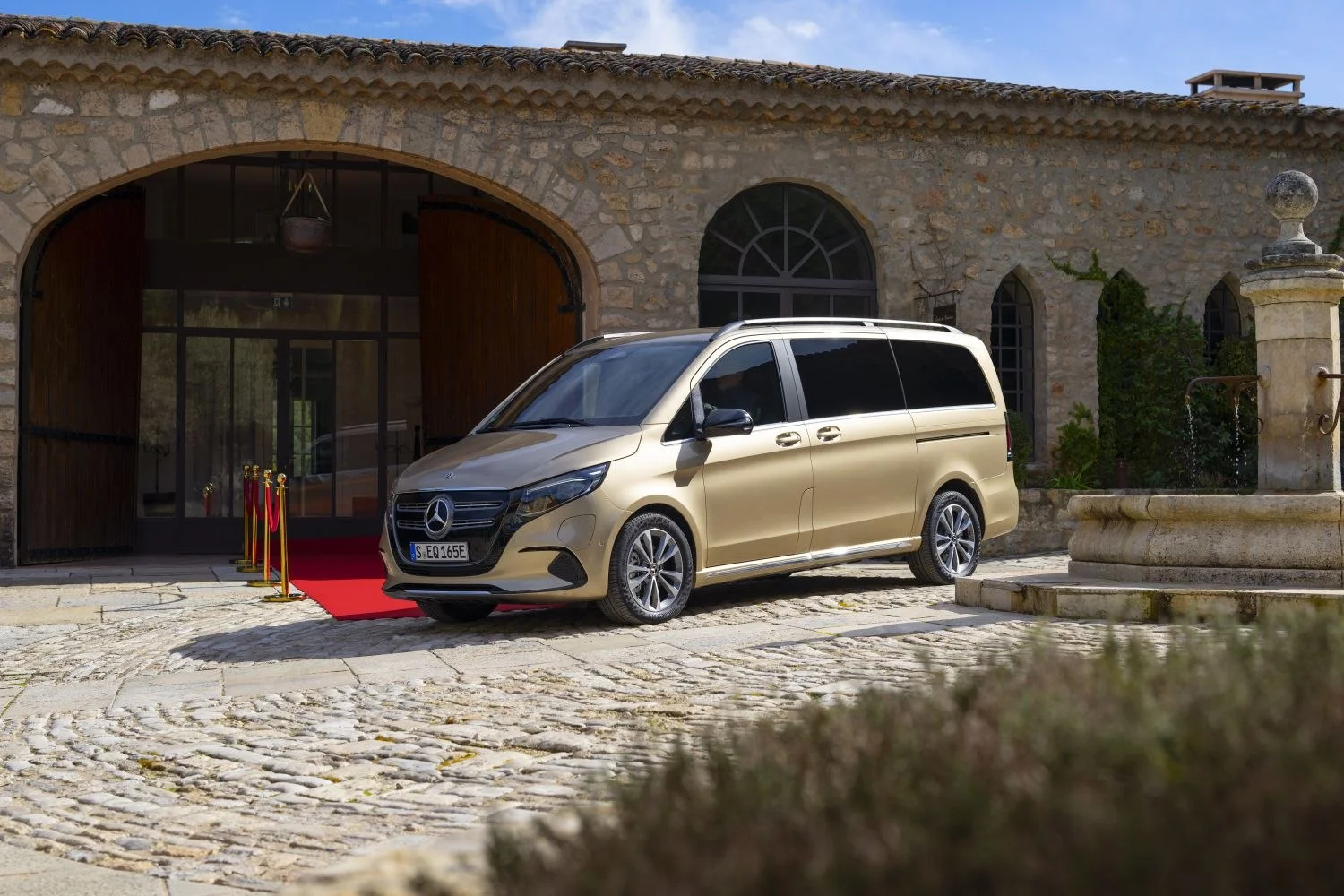 Mercedes-Benz EQV EQV 250 66 kWh (204 Hp)2024 - thumbnail 9