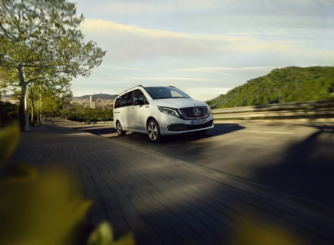 Mercedes-Benz EQV EQV 300 100 kWh (204 Hp)2020 - 2023 thumbnail 2