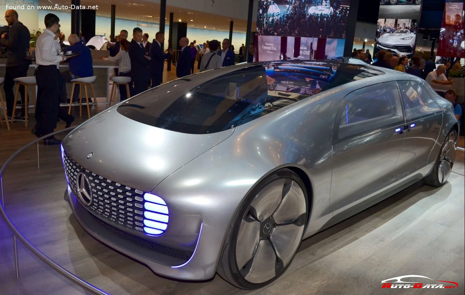 Mercedes-Benz F 015 Mercedes-Benz F 015 Luxury in Motion (Concept) - 1