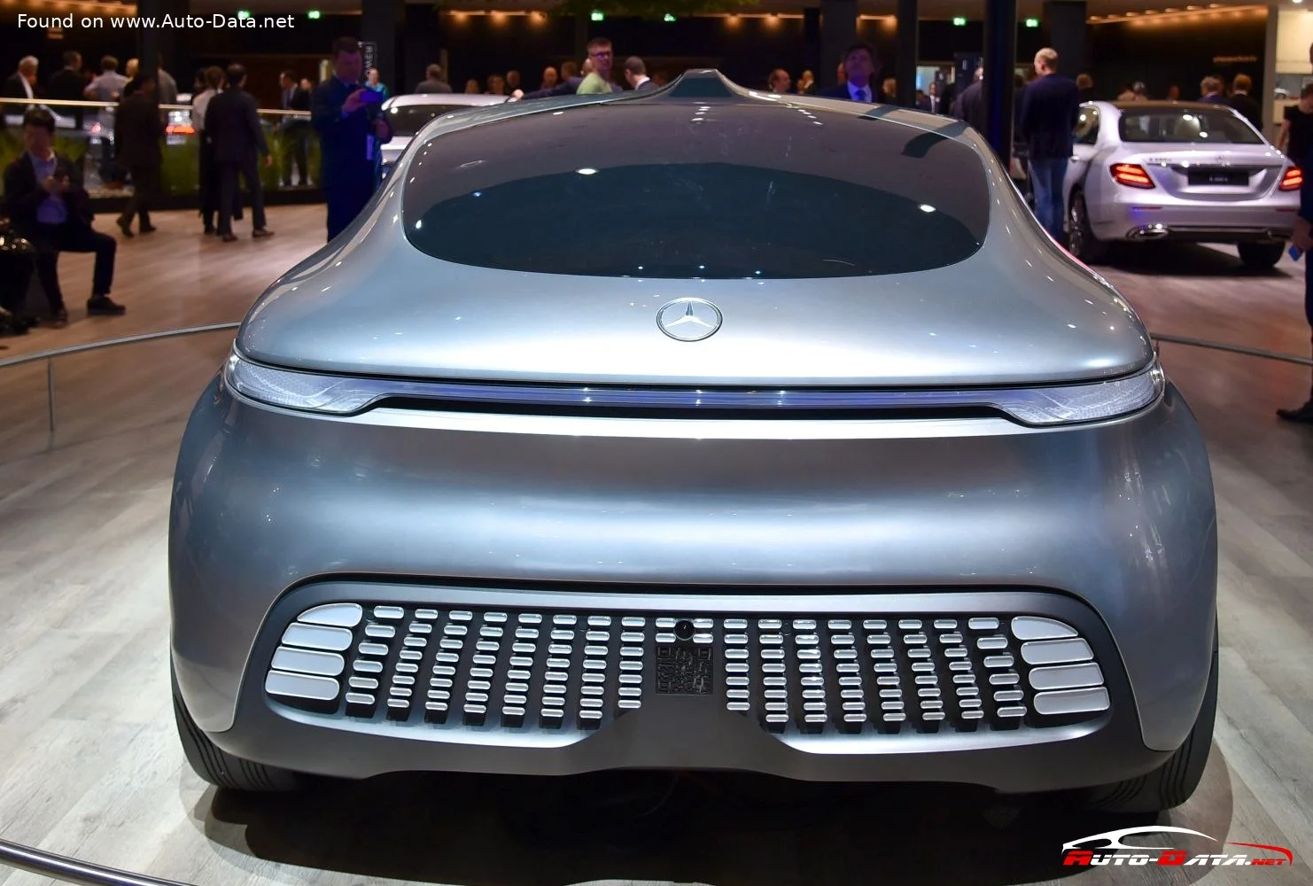 Mercedes-Benz F 015 Mercedes-Benz F 015 Luxury in Motion (Concept) thumbnail 9