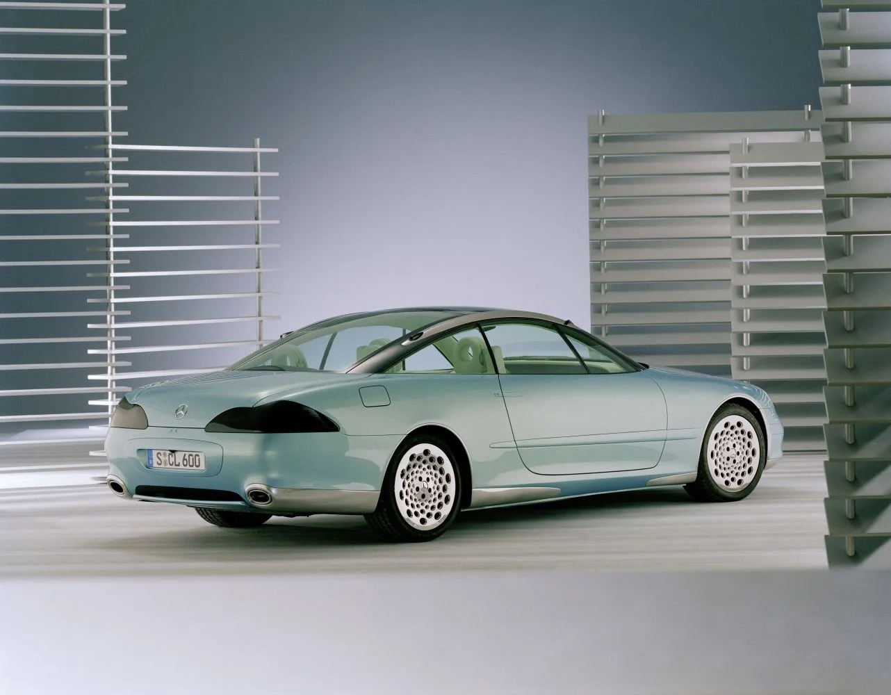 Mercedes-Benz F 200 Mercedes-Benz F 200 Imagination thumbnail 2
