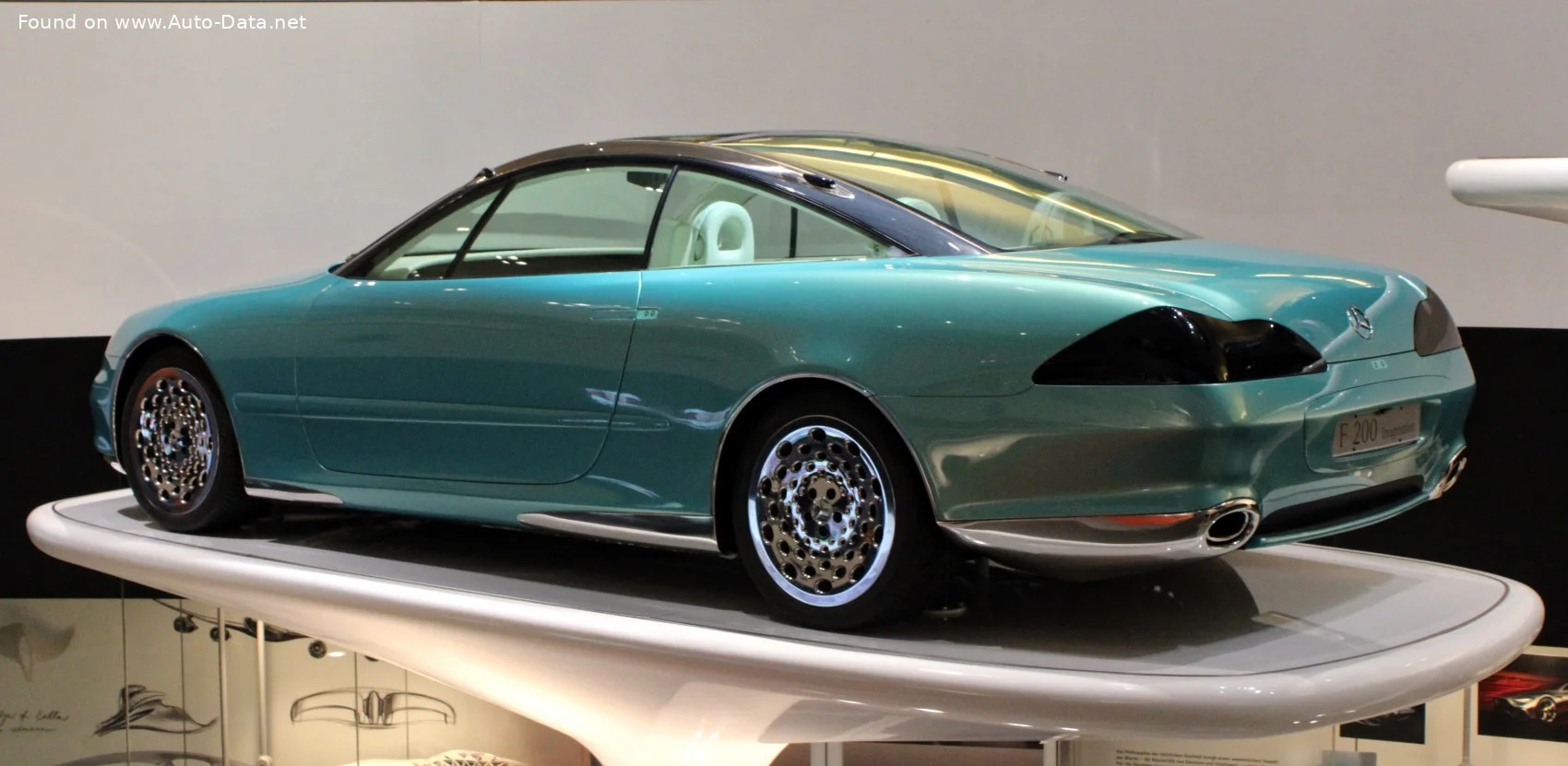 Mercedes-Benz F 200 Mercedes-Benz F 200 Imagination thumbnail 8