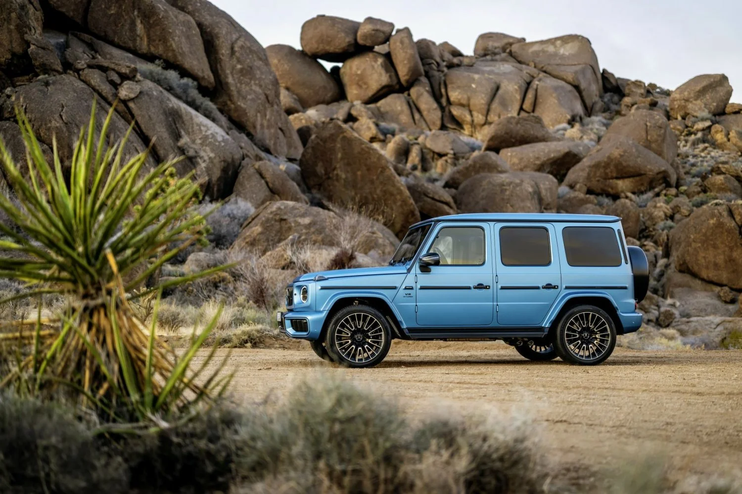 Mercedes-Benz G-class AMG G 63 V8 (585 Hp) Mild Hybrid 4MATIC AMG SPEEDSHIFT TCT 9G2024 - thumbnail 12