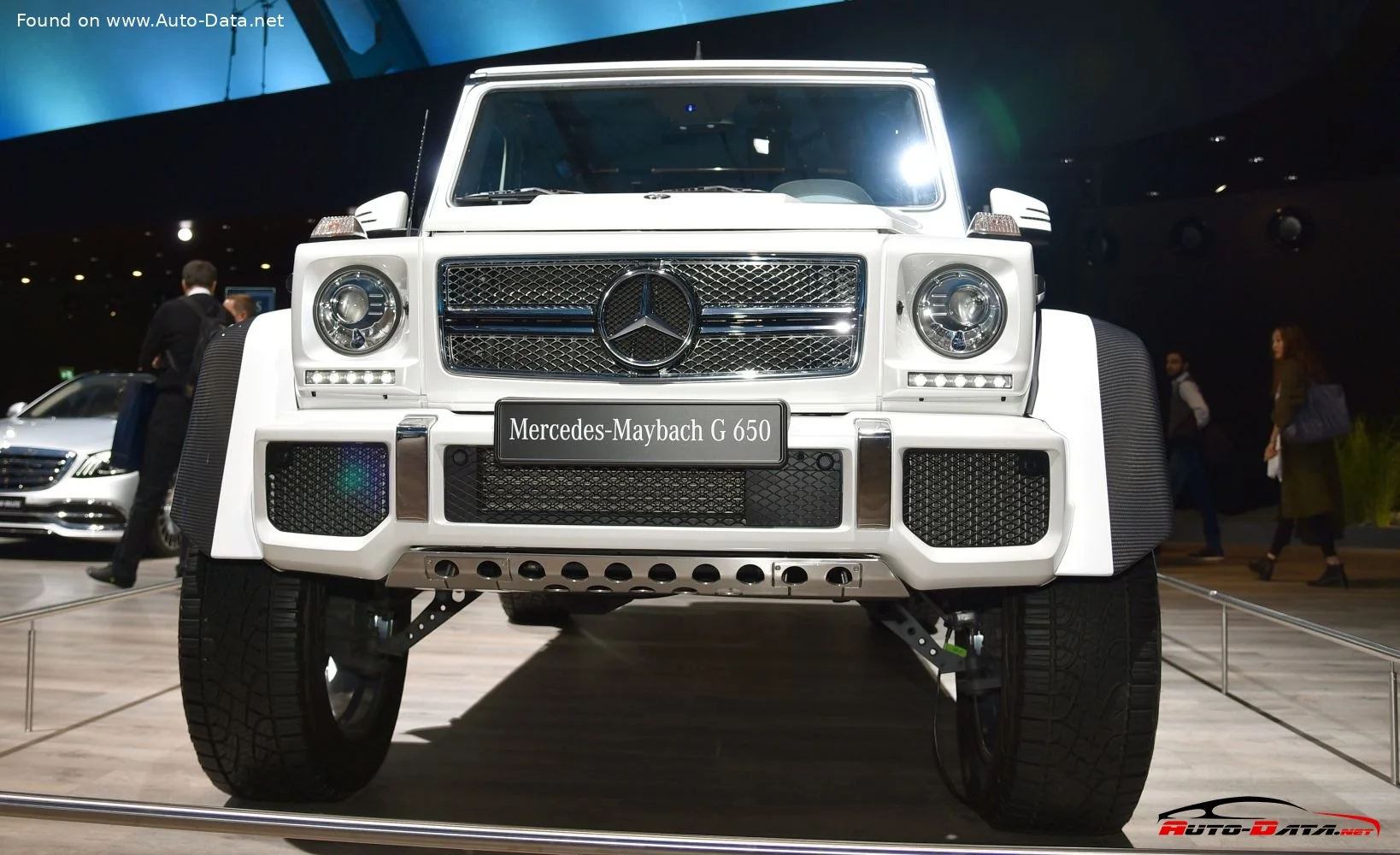 Mercedes-Benz G-class G 650 Landaulet V12 (630 Hp) 4MATIC 7G-TRONIC2017 - 2017 thumbnail 2