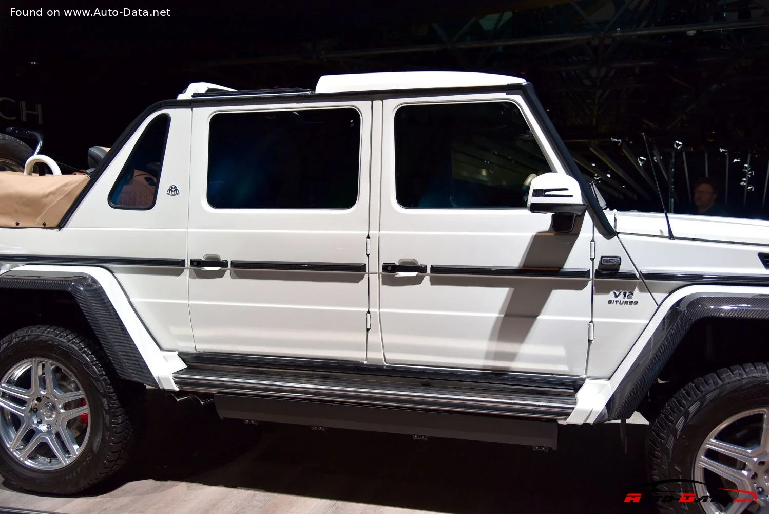Mercedes-Benz G-class G 650 Landaulet V12 (630 Hp) 4MATIC 7G-TRONIC2017 - 2017 thumbnail 6