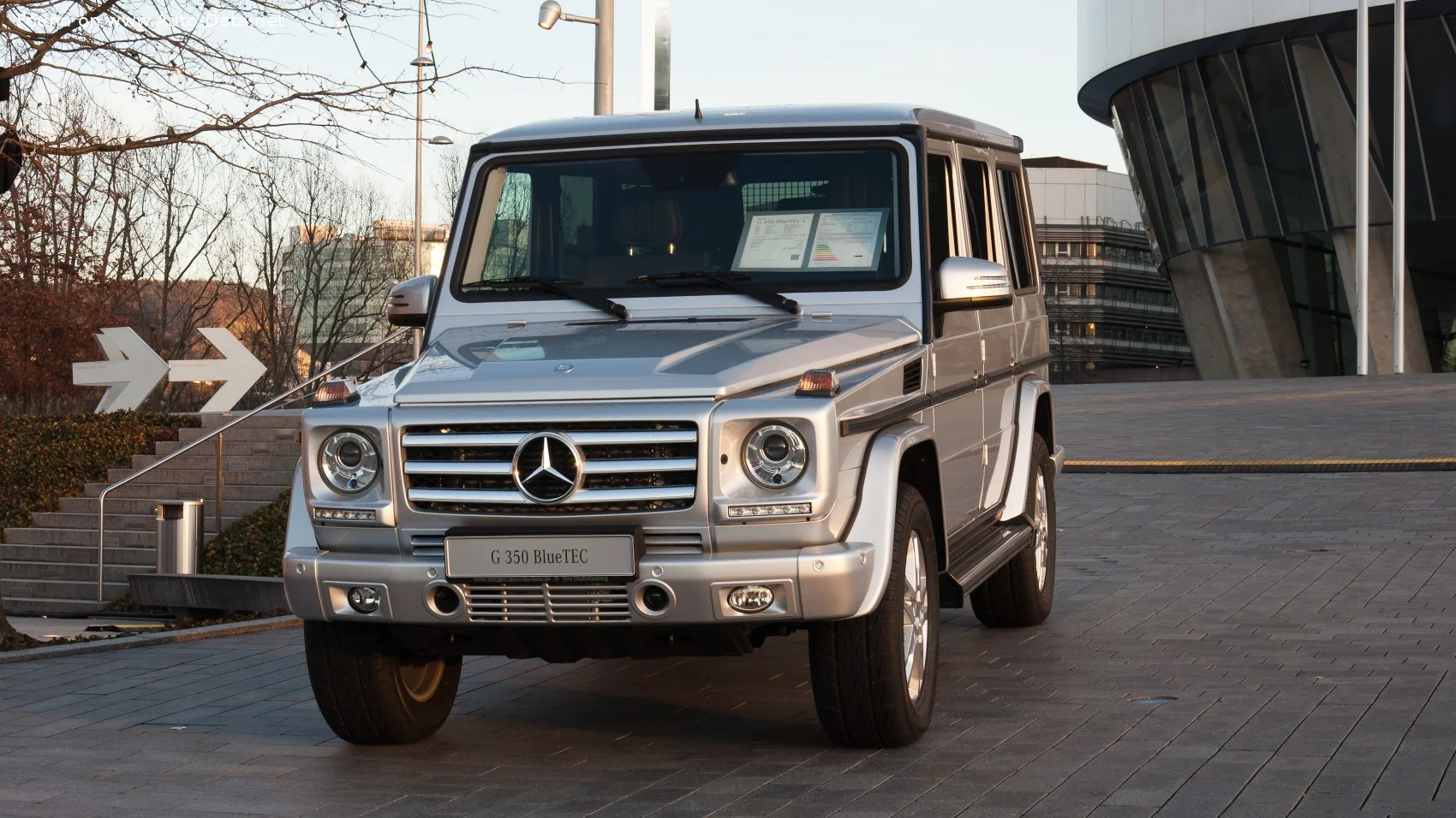 Mercedes-Benz G-class AMG G 63 V8 (544 Hp) 4MATIC AMG SPEEDSHIFT PLUS2012 - 2015 thumbnail 3
