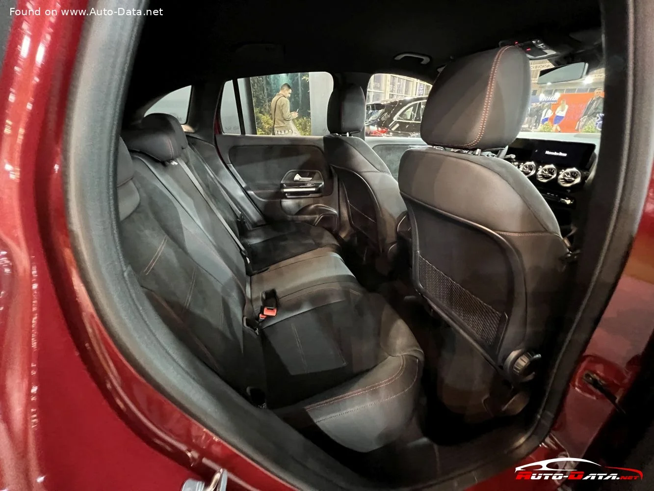 Mercedes-Benz GLA AMG GLA 35 (306 Hp) Mild Hybrid 4MATIC AMG SPEEDSHIFT DCT 8G2023 - thumbnail 15