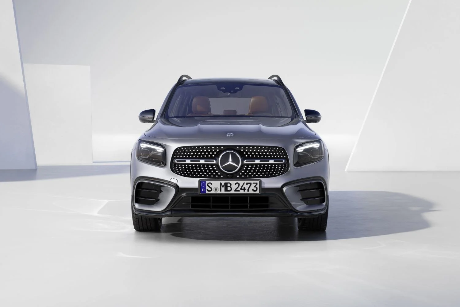 Mercedes-Benz GLB AMG GLB 35 (306 Hp) Mild Hybrid 4MATIC AMG SPEEDSHIFT DCT 8G2023 - thumbnail 3