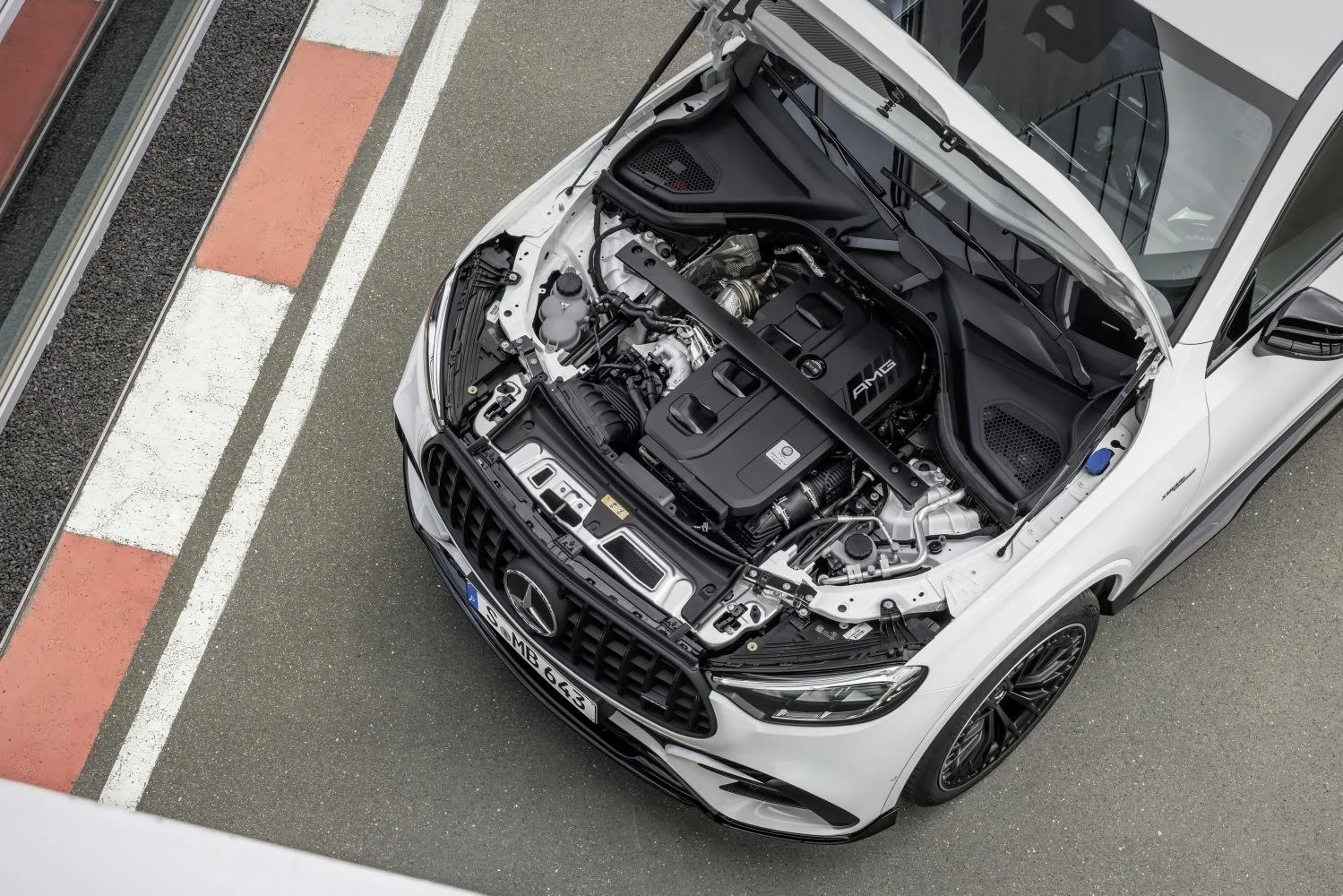 Mercedes-Benz GLC AMG GLC 43 (421 Hp) Mild Hybrid 4MATIC AMG SPEEDSHIFT MCT 9G2023 - thumbnail 17
