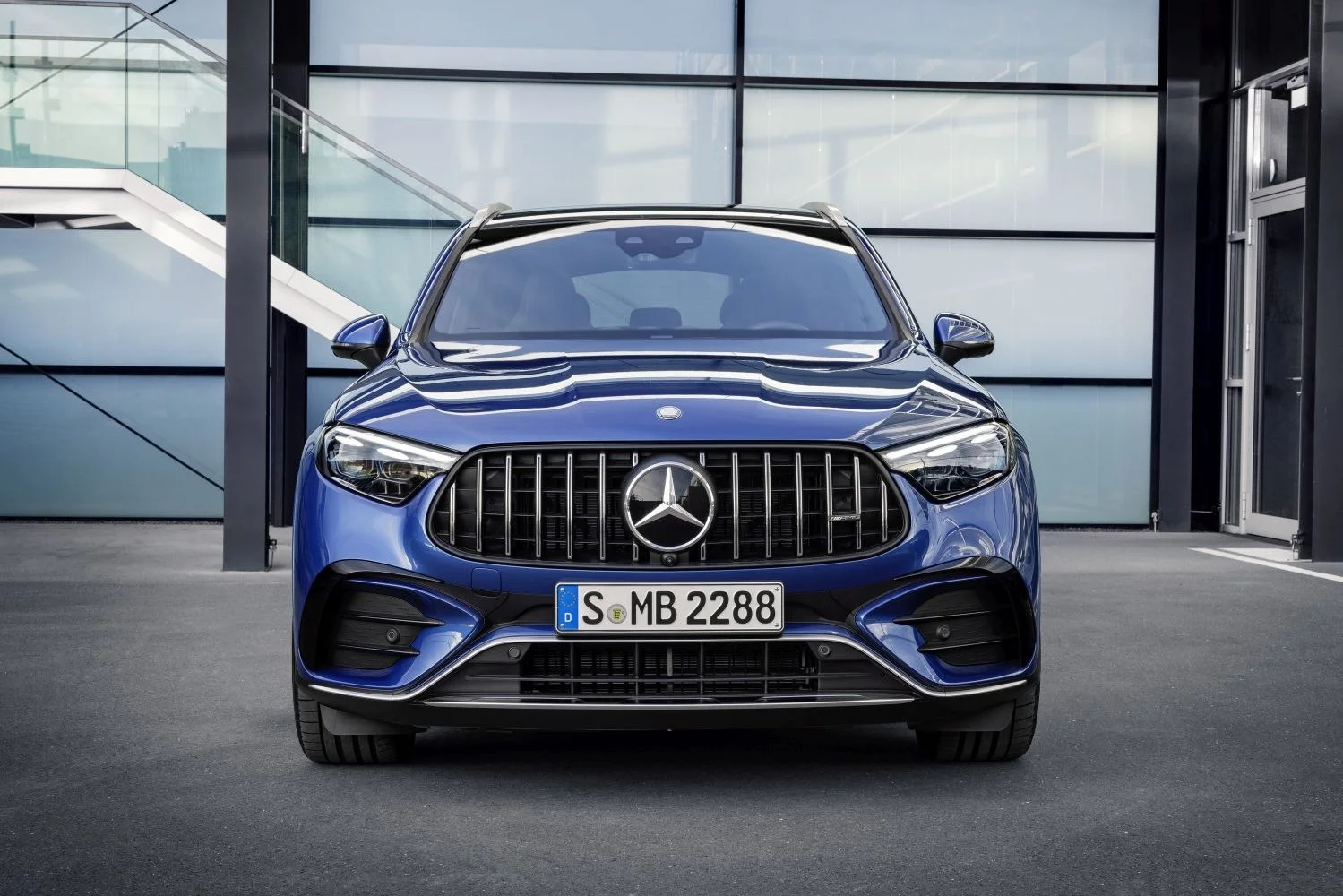 Mercedes-Benz GLC AMG GLC 43 (421 Hp) Mild Hybrid 4MATIC AMG SPEEDSHIFT MCT 9G2023 - thumbnail 4