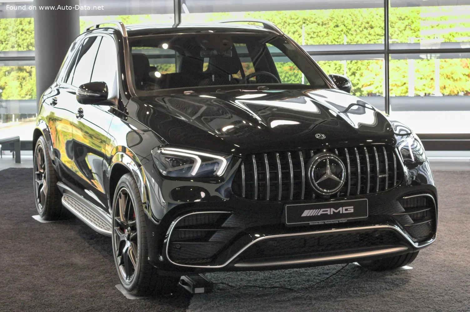 Mercedes-Benz GLE AMG GLE 53 (435 Hp) EQ Boost 4MATIC+ AMG SPEEDSHIFT TCT2019 - 2023 thumbnail 13