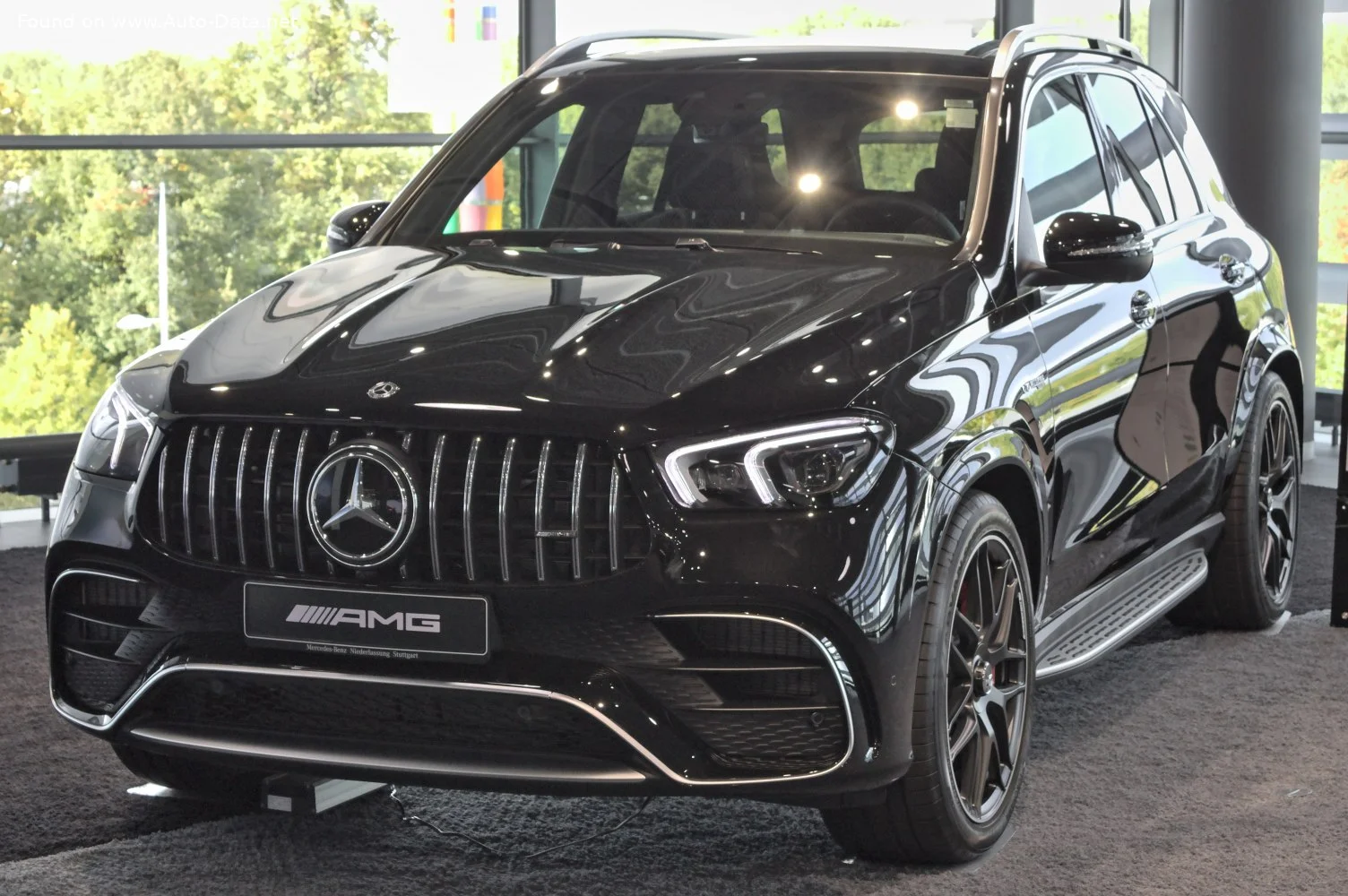Mercedes-Benz GLE AMG GLE 53 (435 Hp) EQ Boost 4MATIC+ AMG SPEEDSHIFT TCT2019 - 2023 thumbnail 14