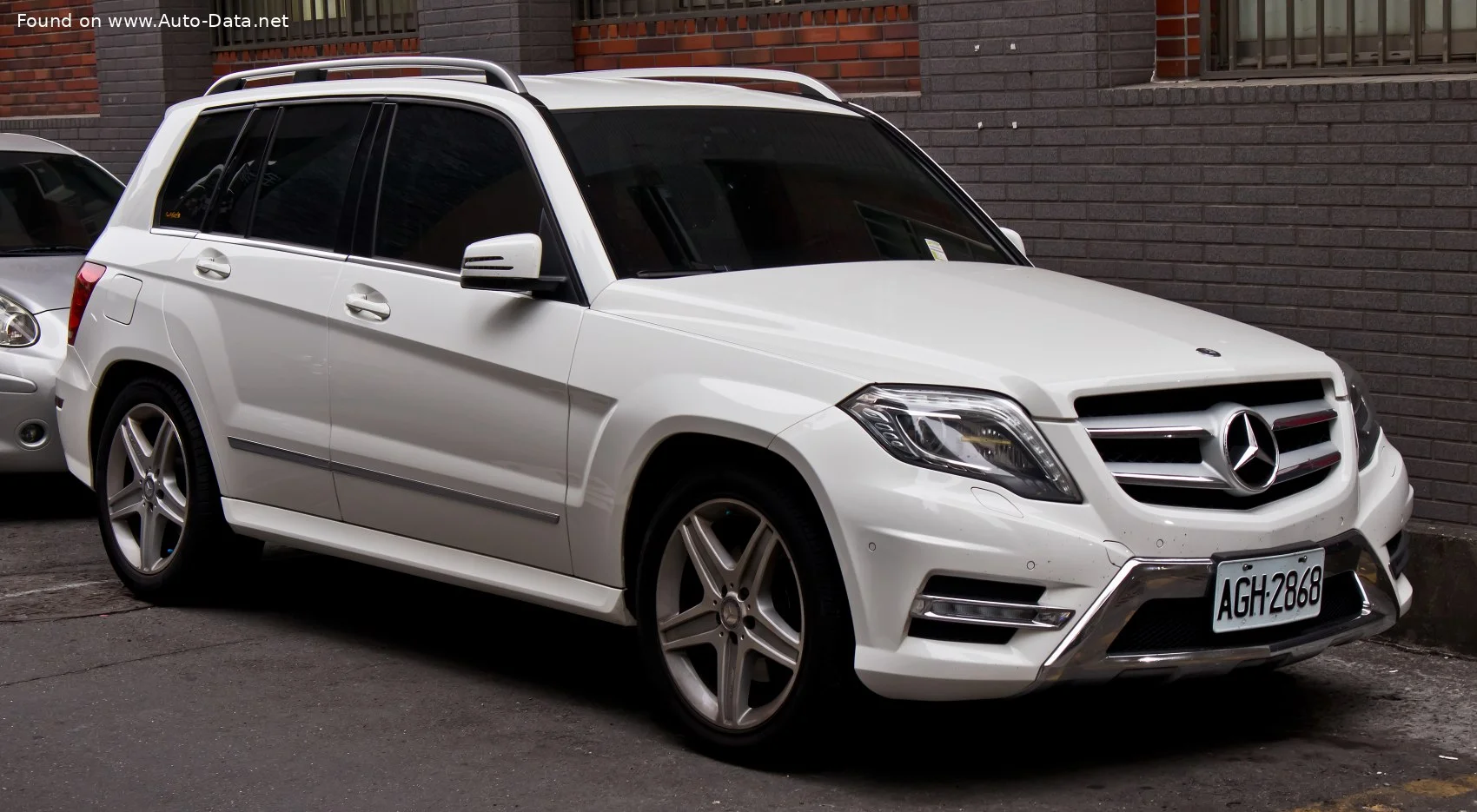 Mercedes-Benz GLK GLK 200 (184 Hp)2012 - 2015 thumbnail 4