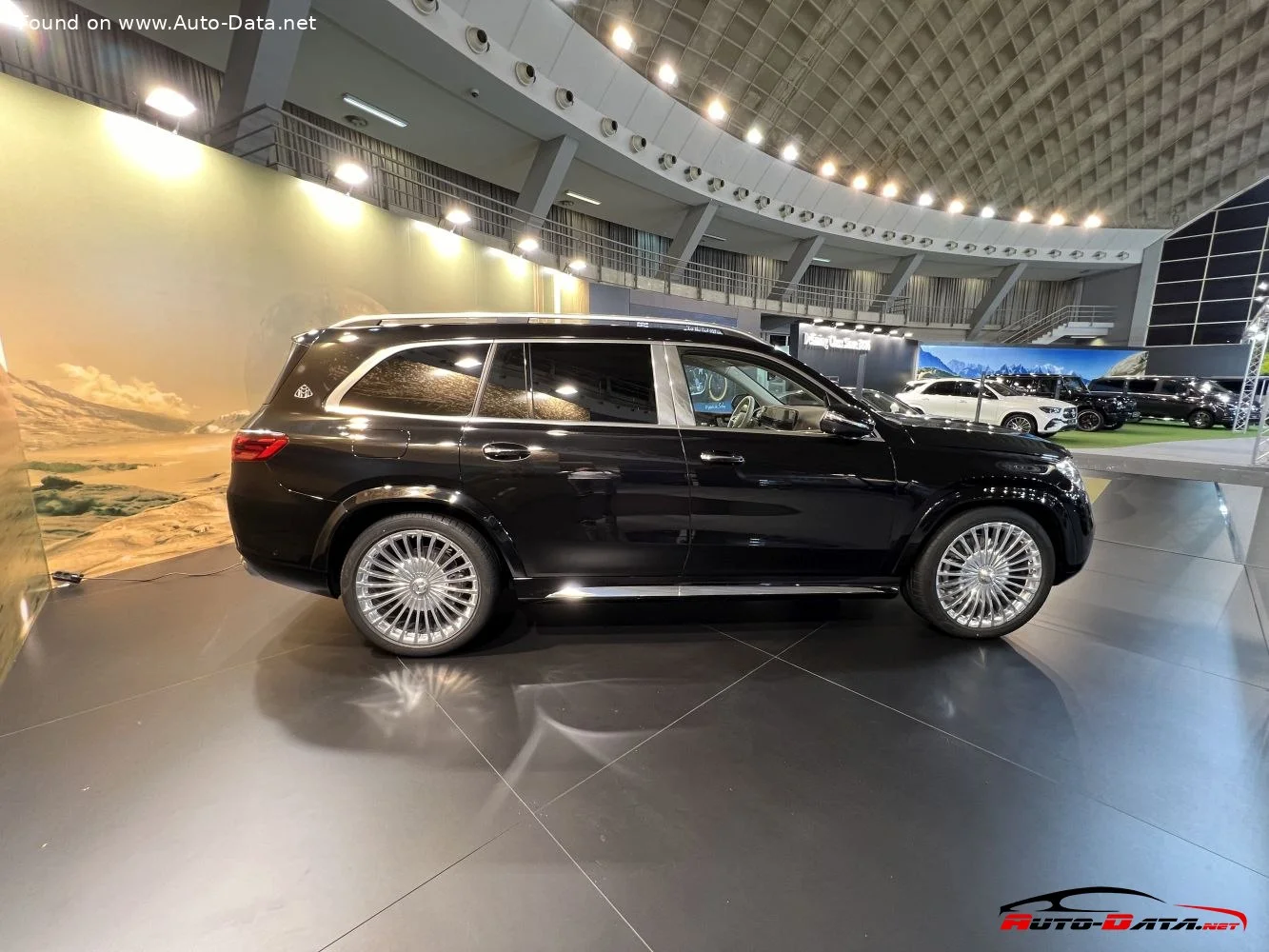 Mercedes-Benz GLS GLS 600 V8 (557 Hp) Mild Hybrid 4MATIC 9G-TRONIC2023 - thumbnail 5